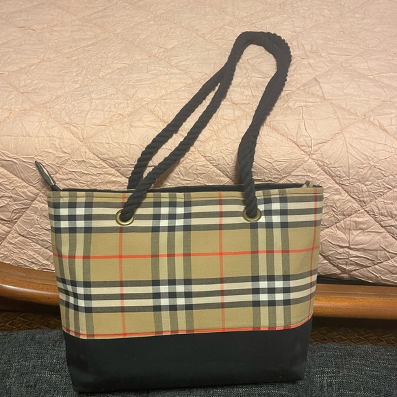 Upcycle Burberry Handbag - Picture 1 of 5